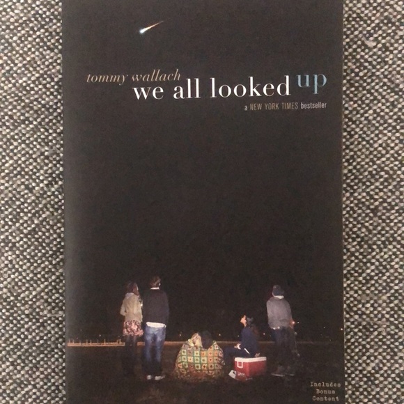 3 New York Times Best Sellers. That says it all!!! - Picture 6 of 9